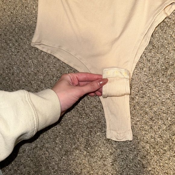 Kloye beige bodysuit - Picture 10 of 12